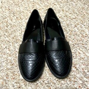 Vince Mason Snakeskin Embossed Leather Slip On Loafers